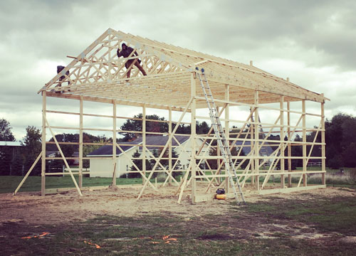 barn construction in grand rapids.jpg